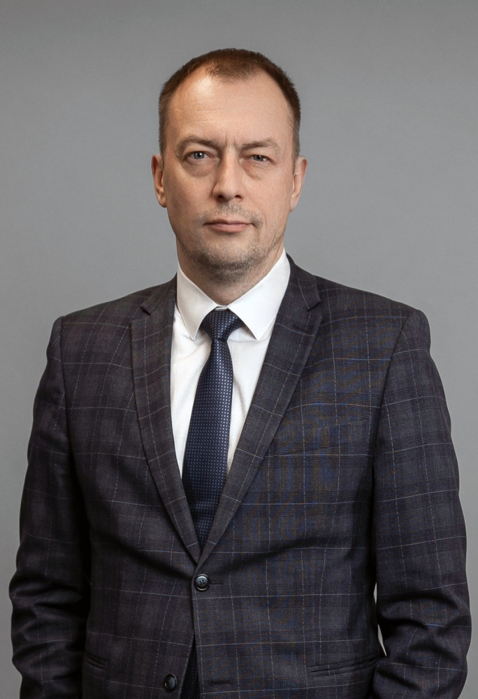 Дубовиков Юрий Владимирович - Заместитель директора по снабжению
